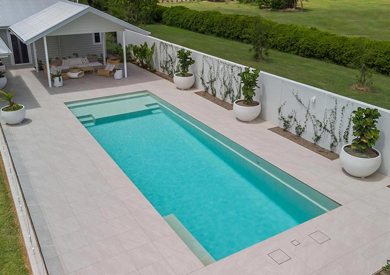 Leisure Pools Acclaim Diamond Sand