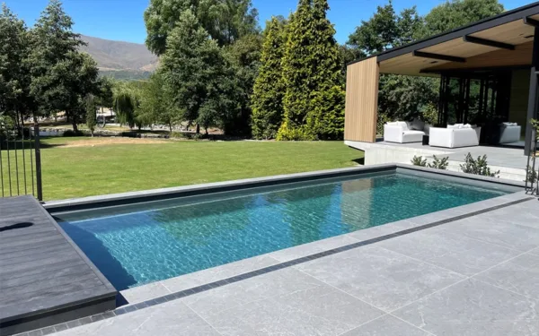 The Reflection with Cover Box fibreglass pool model