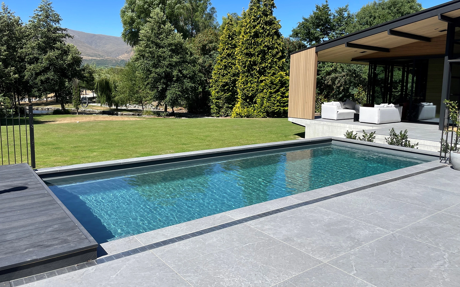 Leisure Pools Reflection fibreglass swimming pool with auto cover