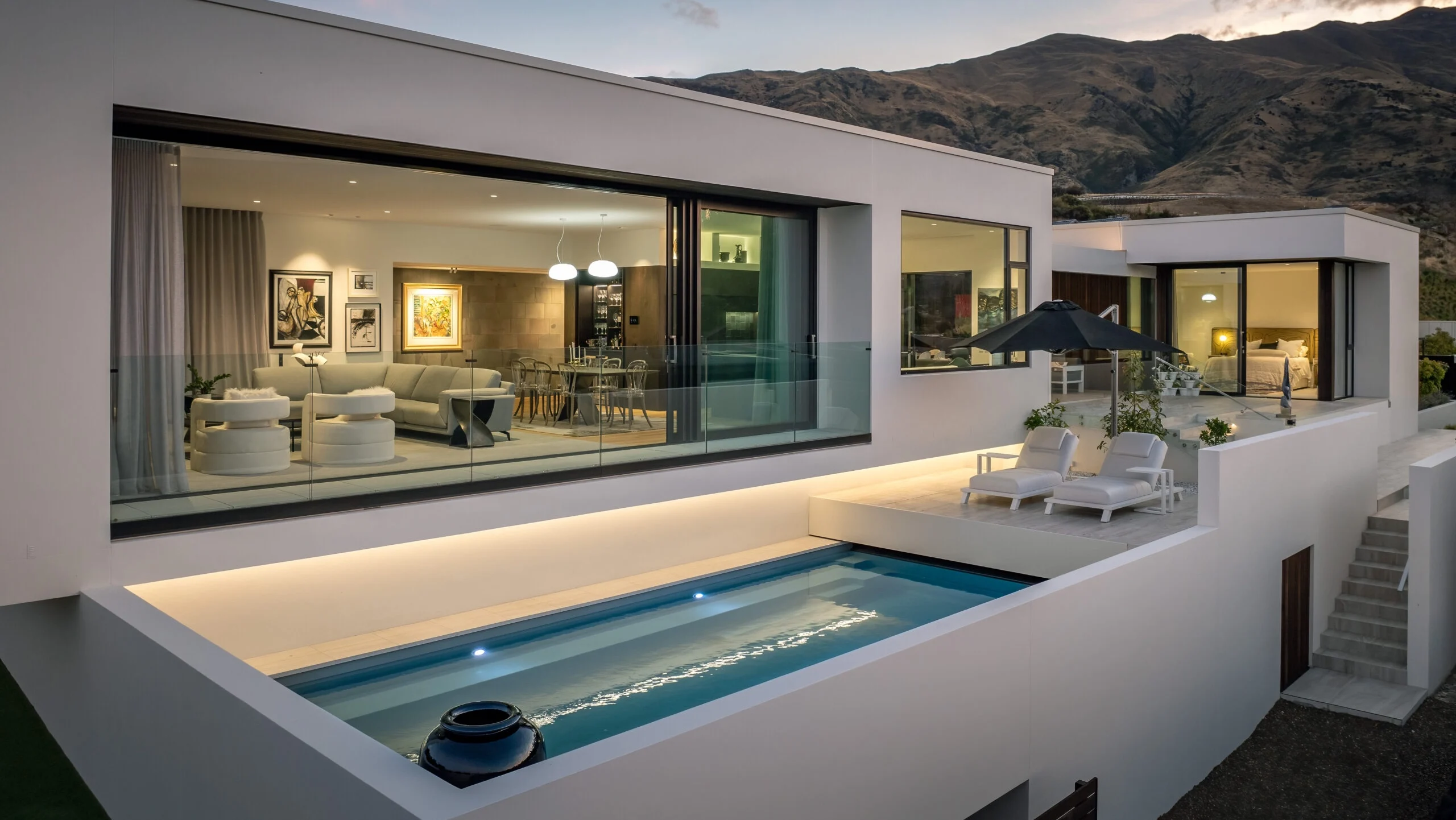 Leisure Pools NZ The Reflection with Auto Cover 9.00m Silver Grey Dupont Pools