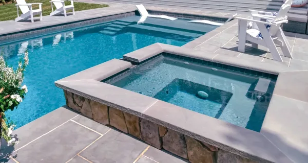 The Amalfi Spa with Spillover