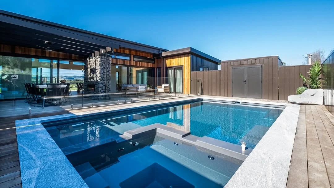 Leisure Pools NZ The Absolute 8.00m Graphite Grey NZ Pools
