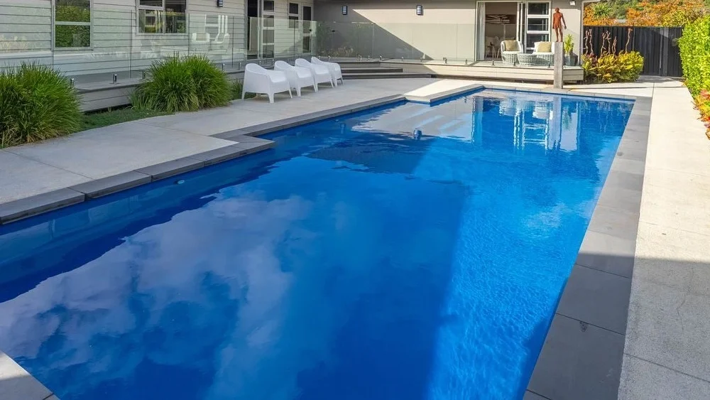 Leisure Pools NZ The Elegance Sapphire Blue NZ Pools