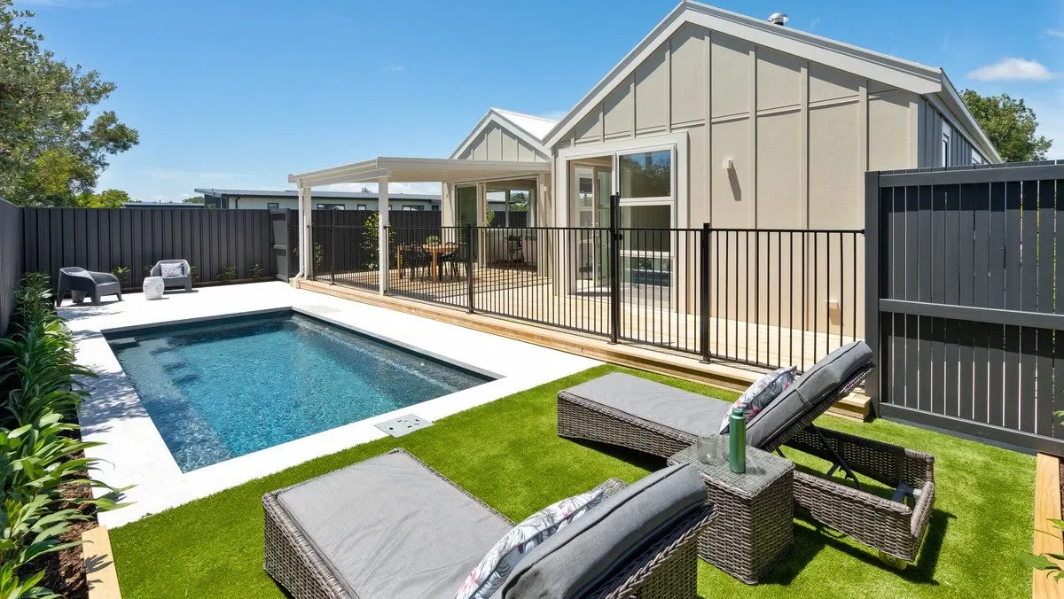 Leisure Pools NZ The Harmony 6.00m Graphite Grey NZ Pools
