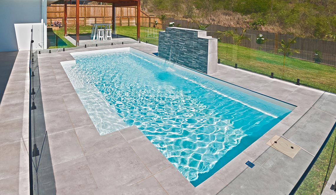 The Elegance 7.00m in Shimmer White