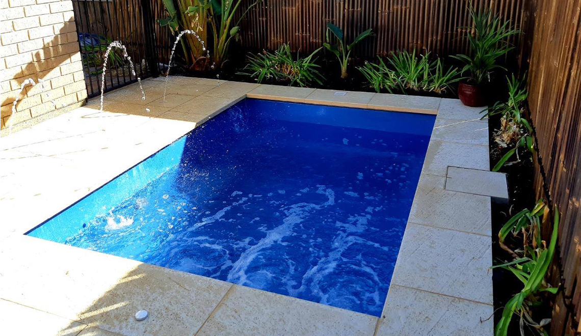 The Fiji Plunge 2.90 Sapphire Blue